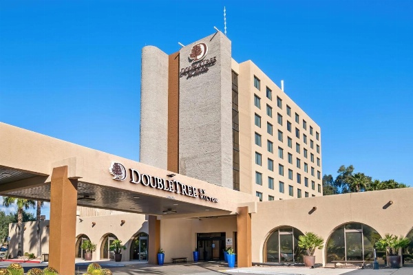 DoubleTree By Hilton Hotel Tucson-Reid Park image 4